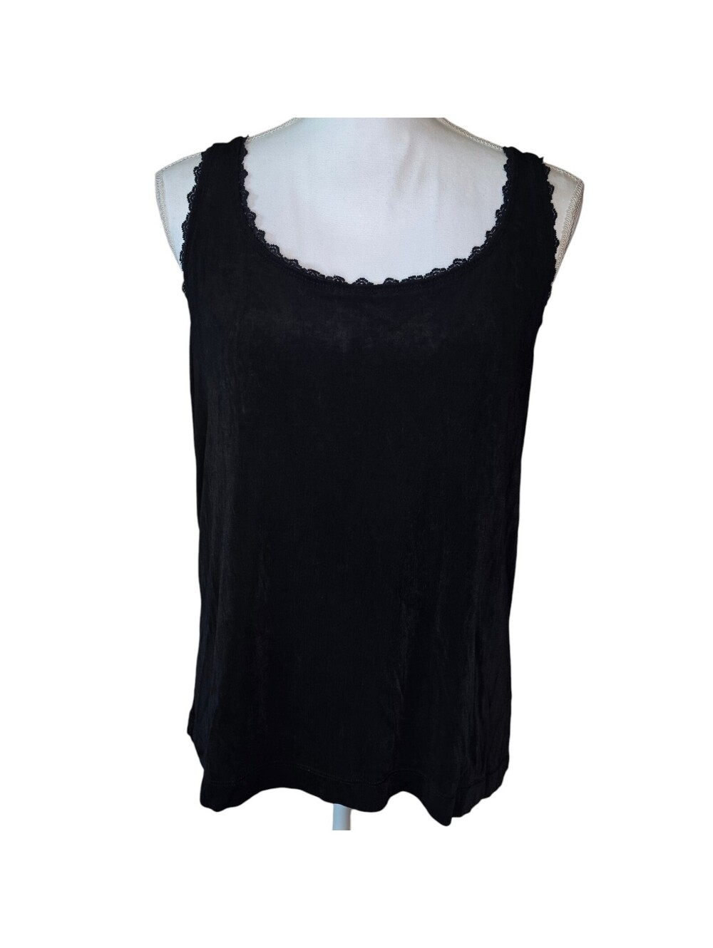 Chico's Travelers Size 3 / XL Black Lace Trim Tank Top Adjustable Straps Stretch